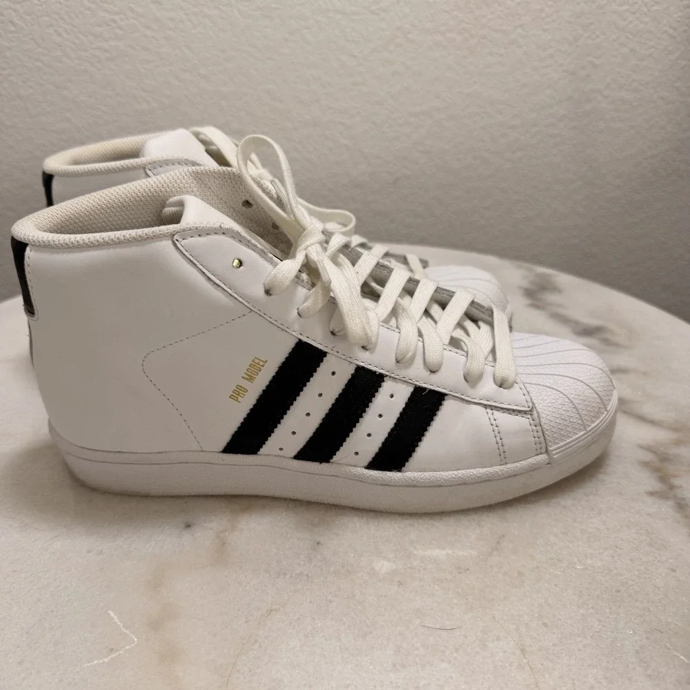 Adidas Pro‎ Model J Big kid's Basketball Shoes White-Core Black s85962 Sz 6.5
